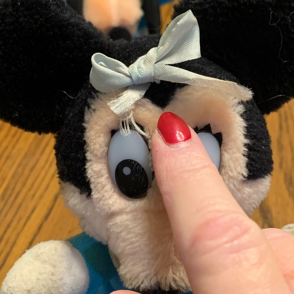 Disney Plush Toy Trio. Minnie, Donald and Goofy - Picture 12 of 16